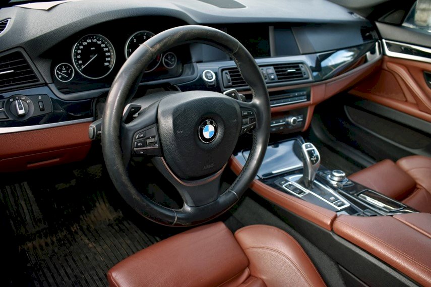 ADJUDECAT - BMW 525D - 2010